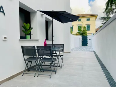 Elisa Apartments A - in front of the walls of Lucca – Photos 7
